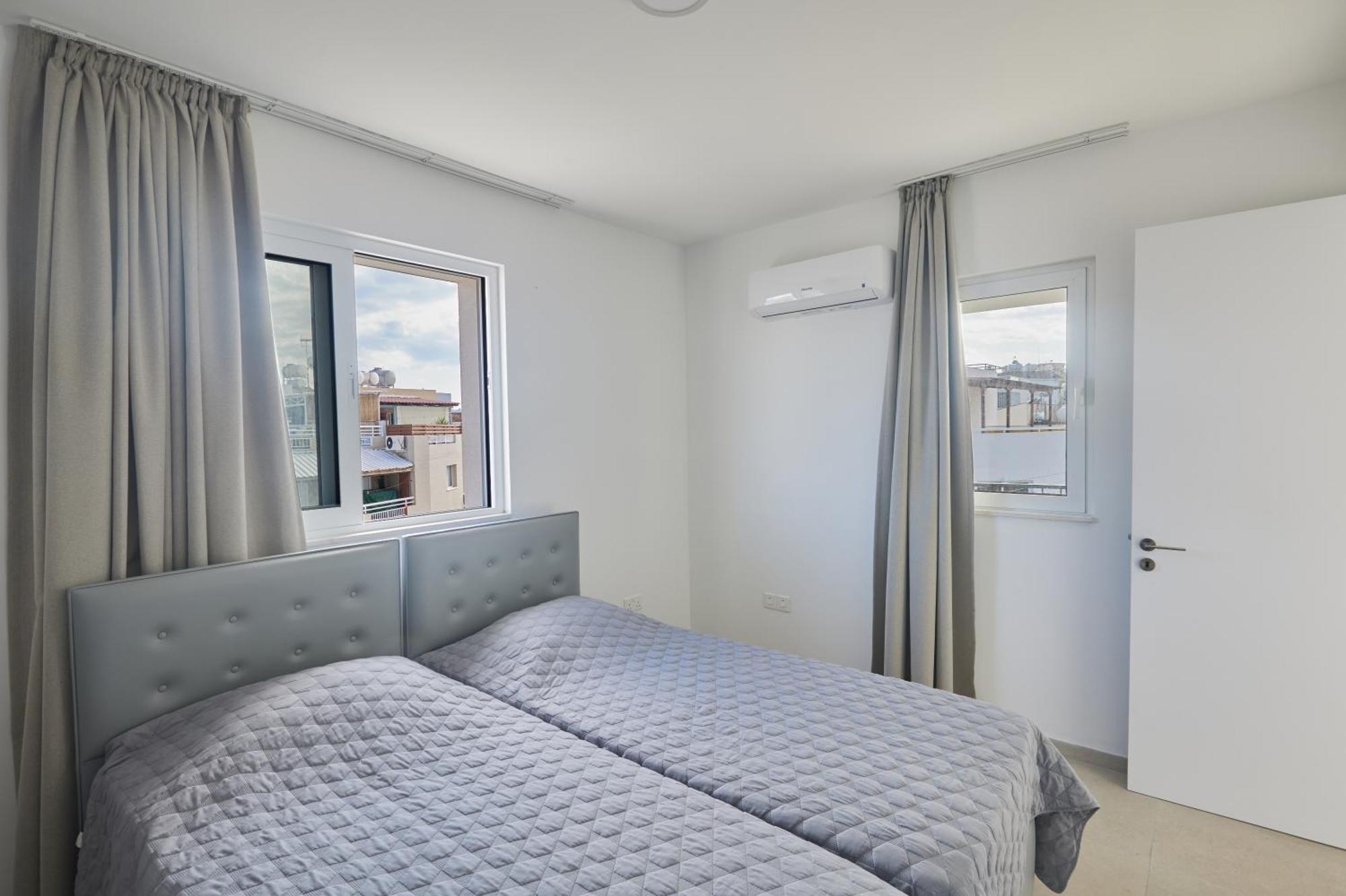 Eva Residences- Kapparis パラリムニ エクステリア 写真