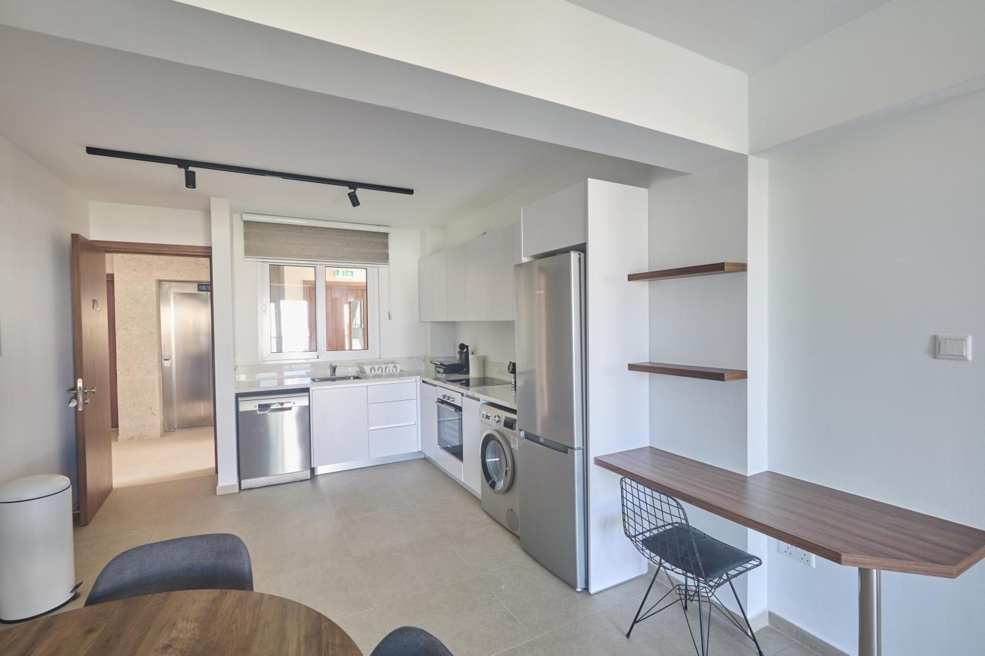 Eva Residences- Kapparis パラリムニ エクステリア 写真